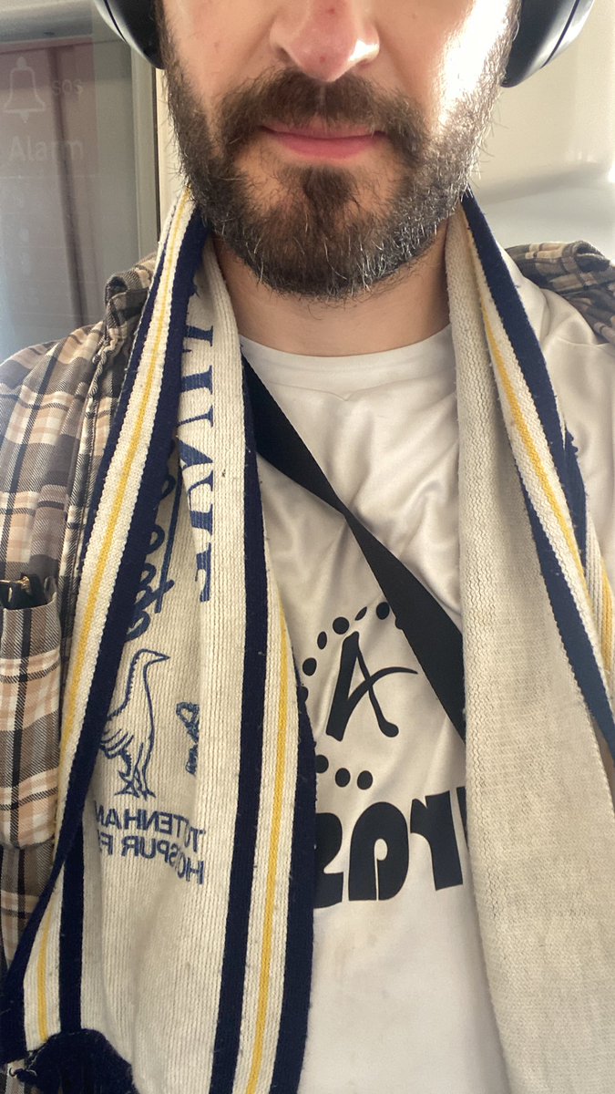 Gary Morgan (@midnightinquire) on Twitter photo Lost my Dad’s Spurs “Wembley Wizards” cup winners scarf last night, possibly in the High Cross or in the walk down to Seven Sisters; if you found it I’d love to get it back! #COYS #Spurs <a href="/ROTS1882/">Return of the Shelf</a> <a href="/solventspurs/">Tottenham Independent Transfer Stories</a> <a href="/Billie_T/">Billie</a> Lost my Dad’s Spurs “Wembley Wizards” cup winners scarf last night, possibly in the High Cross or in the walk down to Seven Sisters; if you found it I’d love to get it back! #COYS #Spurs <a href="/ROTS1882/">Return of the Shelf</a> <a href="/solventspurs/">Tottenham Independent Transfer Stories</a> <a href="/Billie_T/">Billie</a>