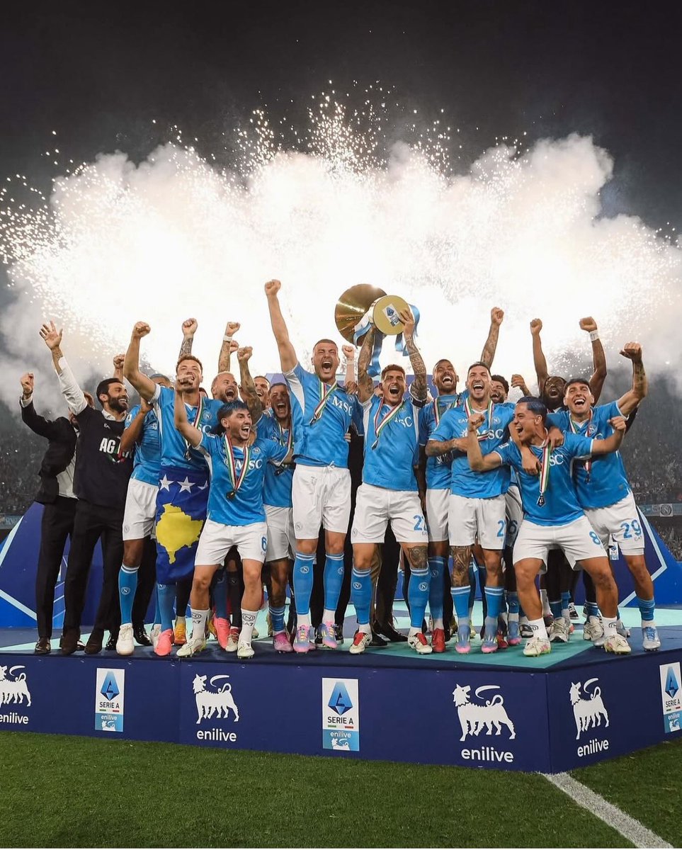 🏆 #ACPerugiaCalcio si complimenta con <a href="/sscnapoli/">Official SSC Napoli</a> e soprattutto con Leonardo #Spinazzola, Matteo #Politano e Pasquale #Mazzocchi per la vittoria del campionato <a href="/SerieA/">Lega Serie A</a> 

👏👏👏👏

#SerieA #napolicampione