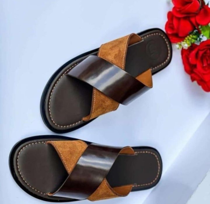 GoodPikins's tweet image. WALK ABOUT 👣
Your feet deserves that stunning look.Lets remodel and make you that Classy footies for your Senator,Casual and Native Wears.

Frames 1&amp;amp;2;N10,500💥
Frames 3&amp;amp;4;N20,000💥

Preferred sizes and color(unisex)
Nationwide Delivery 

08032828759
OZUOBA,PORT HARCOURT