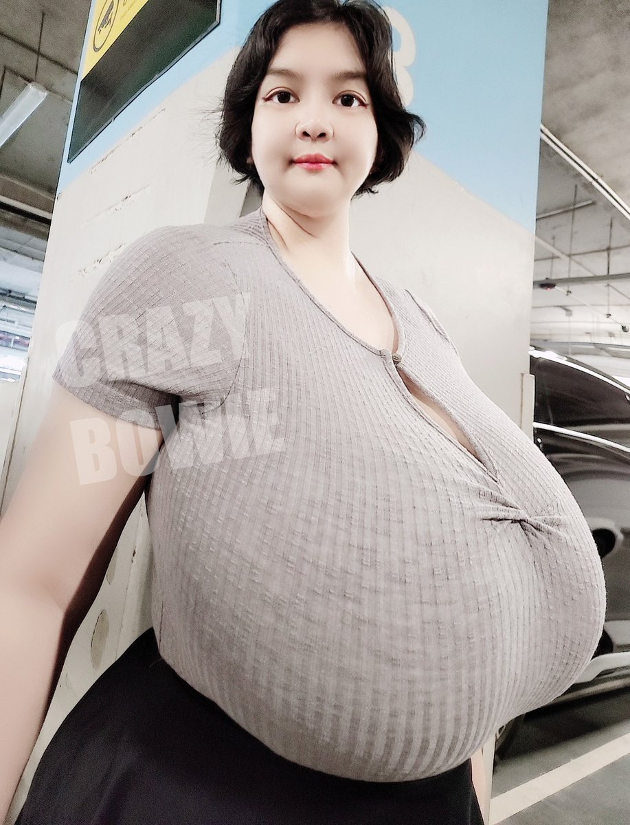 แอบหลังเสา😅 https://t.co/gqKEdLclYo