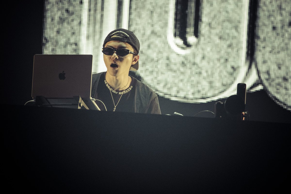 POP YOURS tweet media