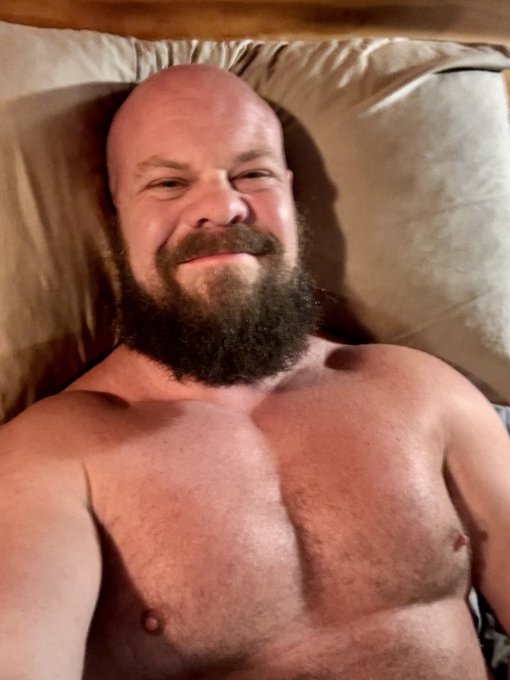 Watch WildCuddler 🔜 Folsom's leaked NSFW photo on TwXstars