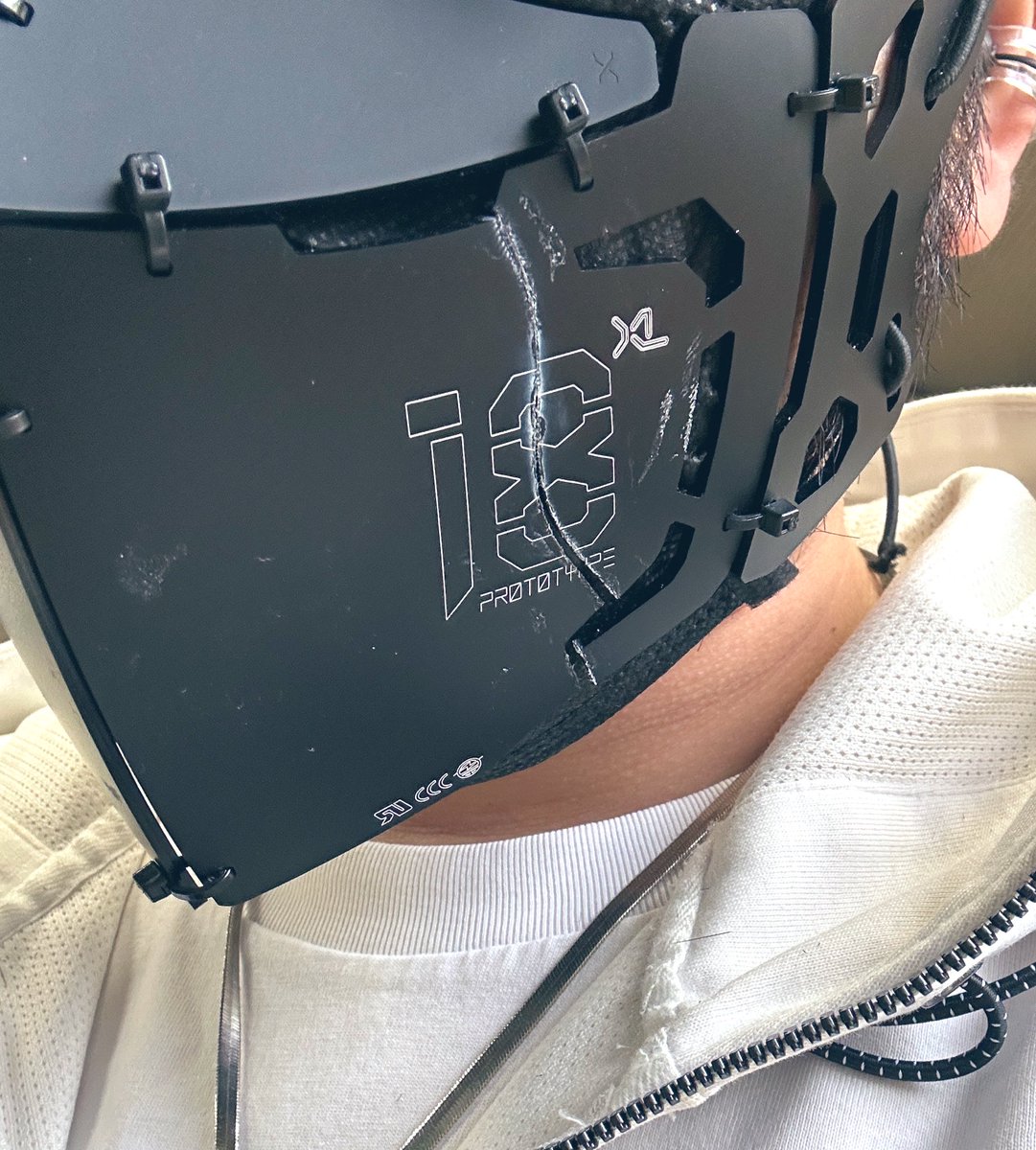 割れちゃった…悲しかな…。