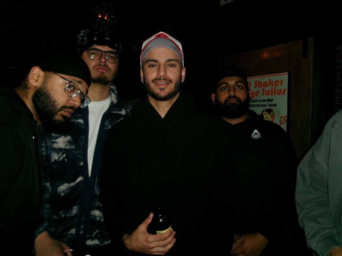 FatherYuvi's tweet image. 