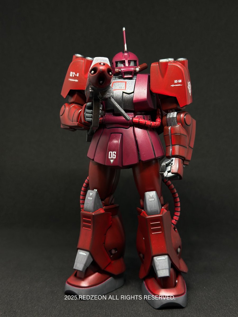 redcomet_0079_'s tweet photo. 今回製作したHGザク・マリナーです！🌊
ユニークな造形のおかげで、製作中ずっと楽しかったですし、完成してみるとさらに満足度が高いですね。
特に水中型機体特有の魅力がよく表現されていて、非常にお気に入りです。

 #HGザクマリナー
 #ガンプラ
 #ザク
 #ガンダム
 #プラモデル
 #水中型
 #趣味 https://t.co/5bv29dWrlL