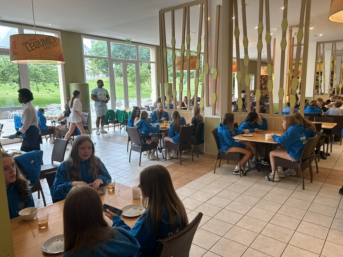 StreetlyYr9 (@streetlyyr9) on Twitter photo Good Morning from The Explorers Hotel. Kids slept well and they’re all up for breakfast 😋 🥐 ☕️ <a href="/StreetlyAcademy/">The Streetly Academy</a> Good Morning from The Explorers Hotel. Kids slept well and they’re all up for breakfast 😋 🥐 ☕️ <a href="/StreetlyAcademy/">The Streetly Academy</a>
