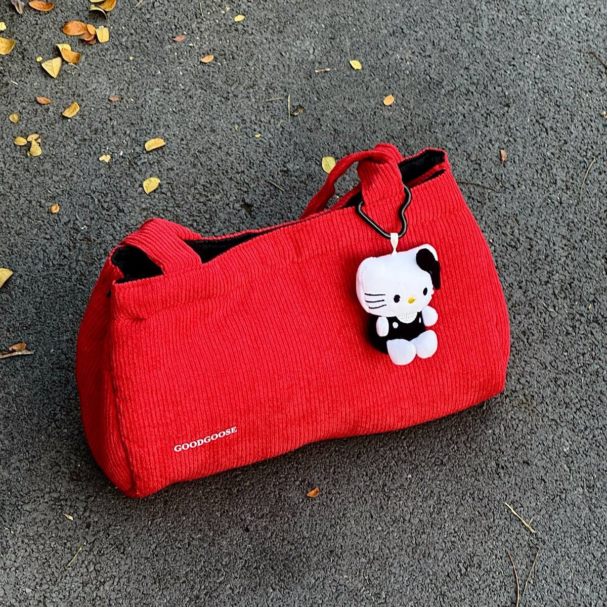 รวมให้เลยดีกว่า สายของเยอะเชิญทางนี้ฮะ 🤏🏻 รวมกระเป๋าที่ใส่ ipad ได้ ไว้ถือไปเรียน-ไปทำงาน จุของได้เยอะ เน้นราคาหลักร้อย แบรนด์ไทย 🍅⭐️🚙