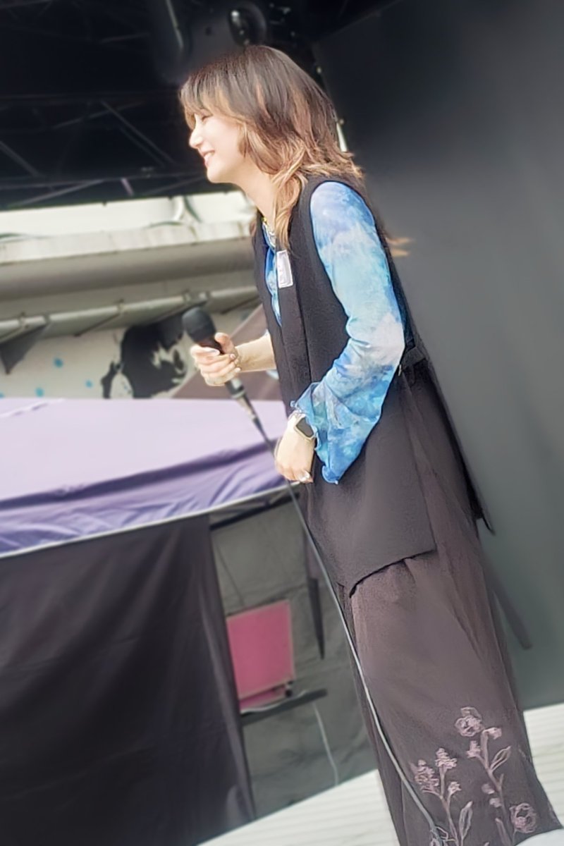 sousaiyakkun's tweet photo. 2025.5.18 #小原涼生誕祭2025
#COSMOPARTY から茜音愛さん。
歌声が大人の落ち着いたセクシー感満載で、素晴らしい👏
気さくでお話ししやすいので、物販は必須ですよ!
ライブ、一杯あるからぜひ🙇♂️
https://t.co/jAHCGy8xqR https://t.co/niuC7JCp1H