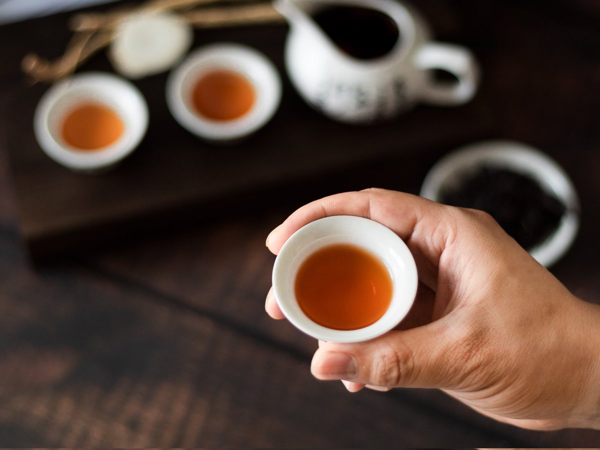 Both my hometown and Kenya are known for cultivating rich, aromatic black tea. 😋🍵
As the saying goes: “Taste the fresh brew by the new flame—savor tea, poetry, and life while the time is ripe!”