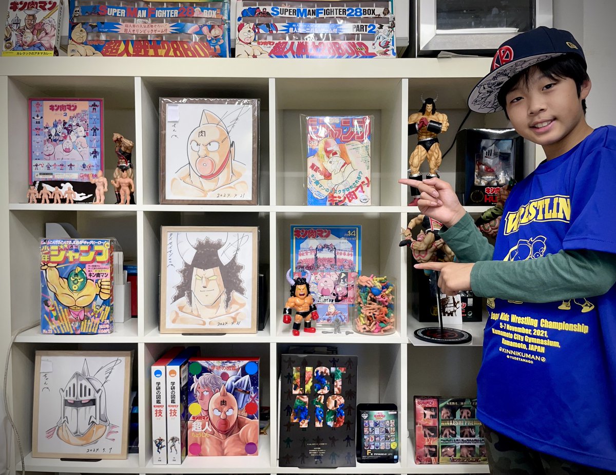taiseiman2020's tweet image. うわぁ~すげ~✌😉
タイセイマンチャンネルのスタジオが新しく出来ました〜🤩😆😉🎉
キン肉マンの超お宝がたくさんですね😌✨
友情パワーで頂いたモノもいっぱい❢❢❢
ここから配信していきます🫡
#タイセイマンチャンネル
#キン肉マン
#キン肉マンユーチューバー
#子供も大人もキン肉マン