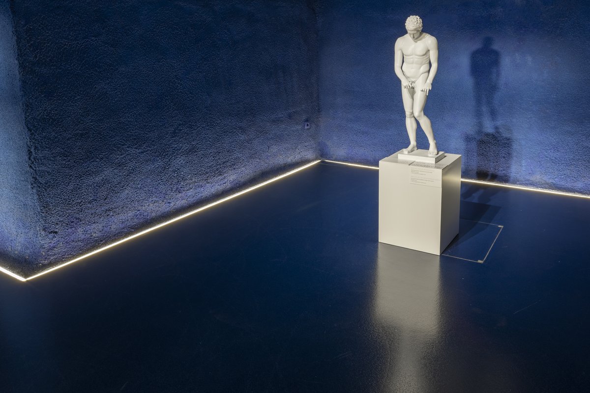On the ground floor of our museum visitors can find the White Apoxyomenos — a replica of the original statue created as a tactile sculpture for people who are blind or visually impaired. Made from polyester resin it allows visitors to experience the form of the ancient athlete.