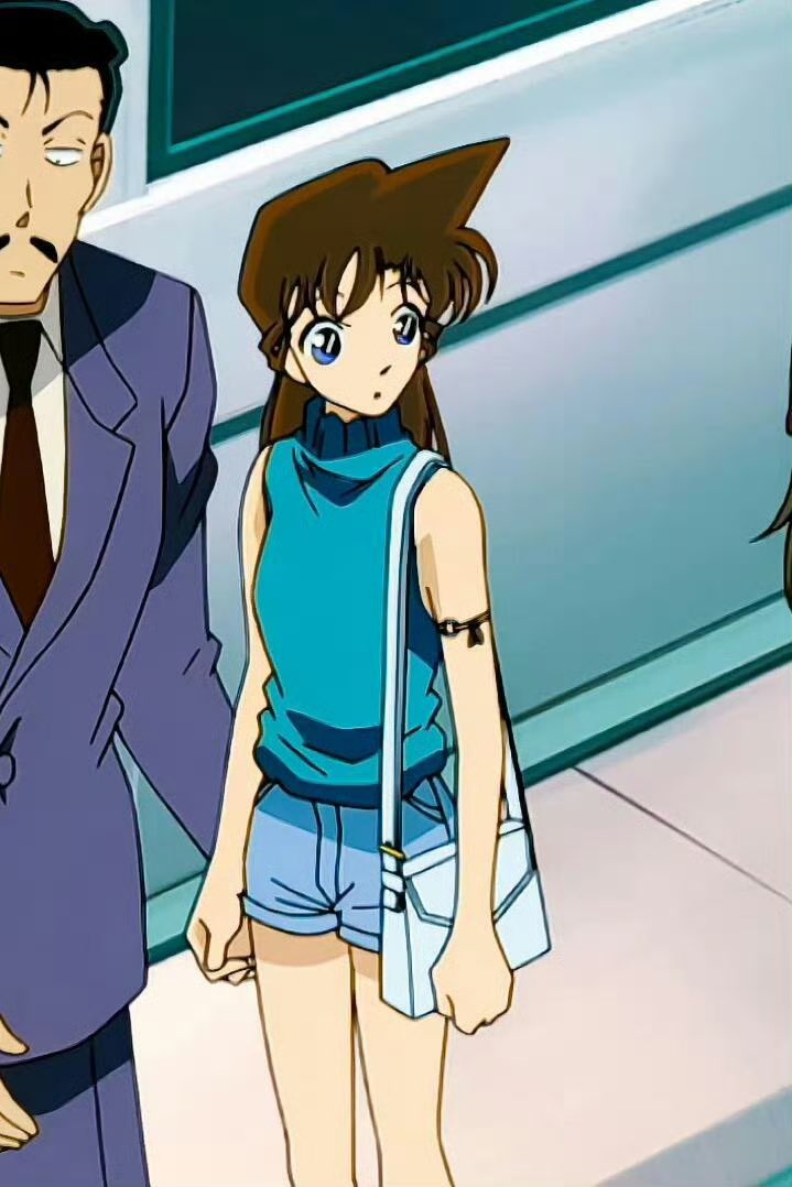 蘭ちゃんって脚がスラッとしててセクシーだし、ショートパンツや