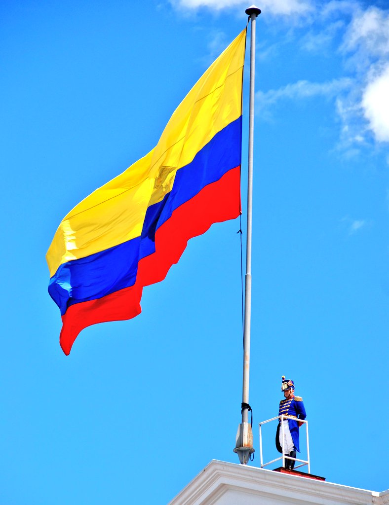 mix105radiotv's tweet image. El #Ecuador está expectante en el discurso de @DanielNoboaOk en #PosesiónPresidencial el anuncio que los Ecuatorianos esperan podría darse hoy, ante varias decisiones. La seguridad, económica, trabajo, fuentes verdaderas de crédito a quienes no han podido despegar