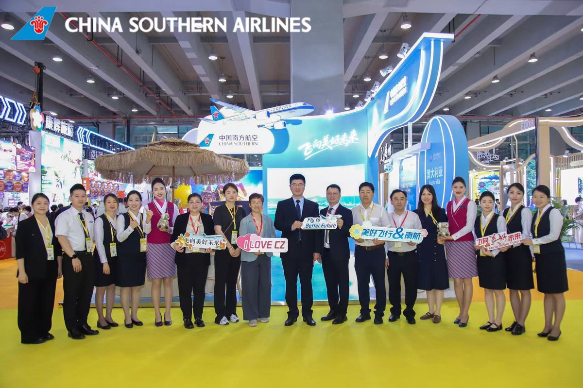 CSAIRGlobal's tweet photo. On May 15, China Southern Airlines joined the Guangzhou International Travel Fair with the theme "Flying to Better Future." Through immersive experiences and interactive activities, we showcased our global network and commitment to building a world-class brand.

#CSAirUpdates https://t.co/hXYvIoqHbu