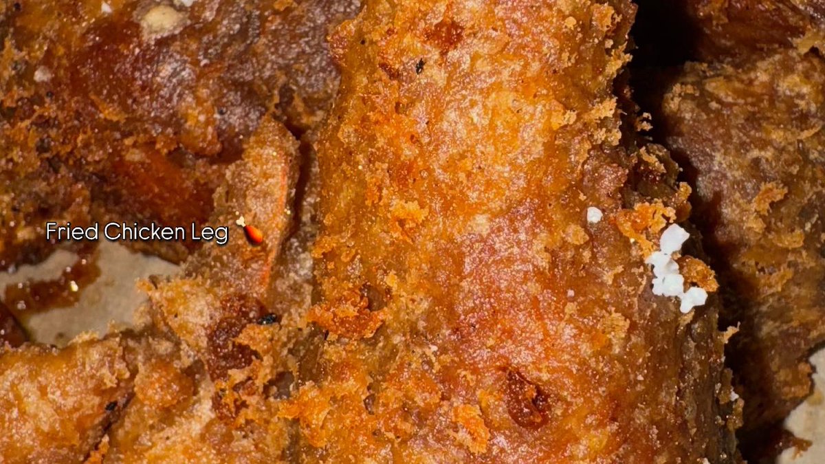 I made a trio of batter fried Chicken, Gulf Blue Shrimp and potatoes (fries). My place smelled like KFC, but my meal didn’t taste like theirs. Good Fried food anyway.  #SanFrancisco #SanFranciscoFoodies #sffoodie #nofilter #foodie #homecooking #imadethis #EatSanFrancisco