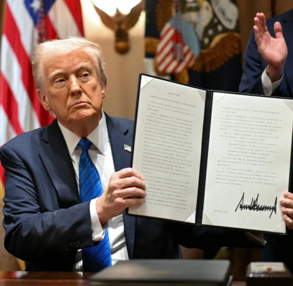 Do you support Donald Trump signing an Executive Order BANNING Pride Month in June ? 

YES or NO ?