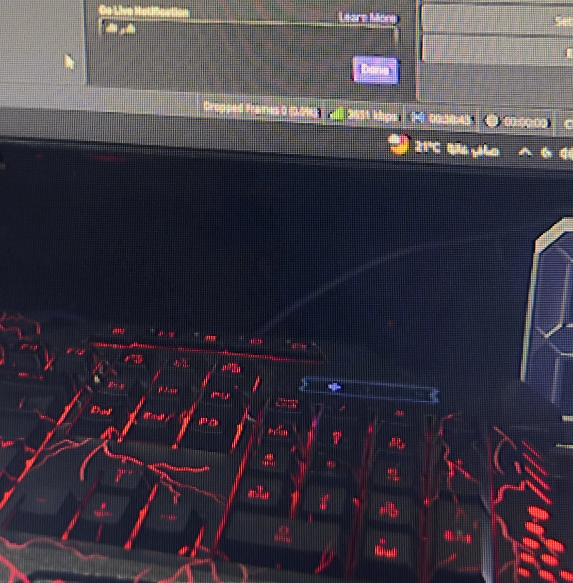 قررت اجيب بديل للقذارة الي كانت عندي
ATTACK SHARK X98 HE

أتمنى محد يتكلم عن الزرادية