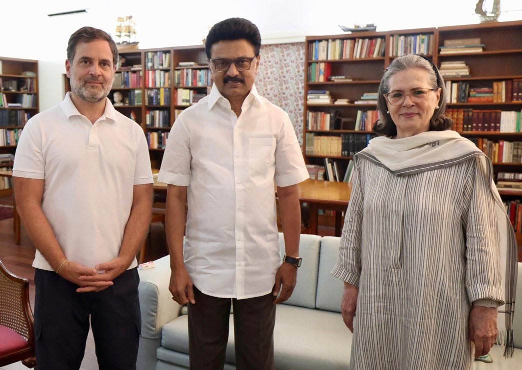 வலிமையான கூட்டணியின் மூன்று தூண்கள்