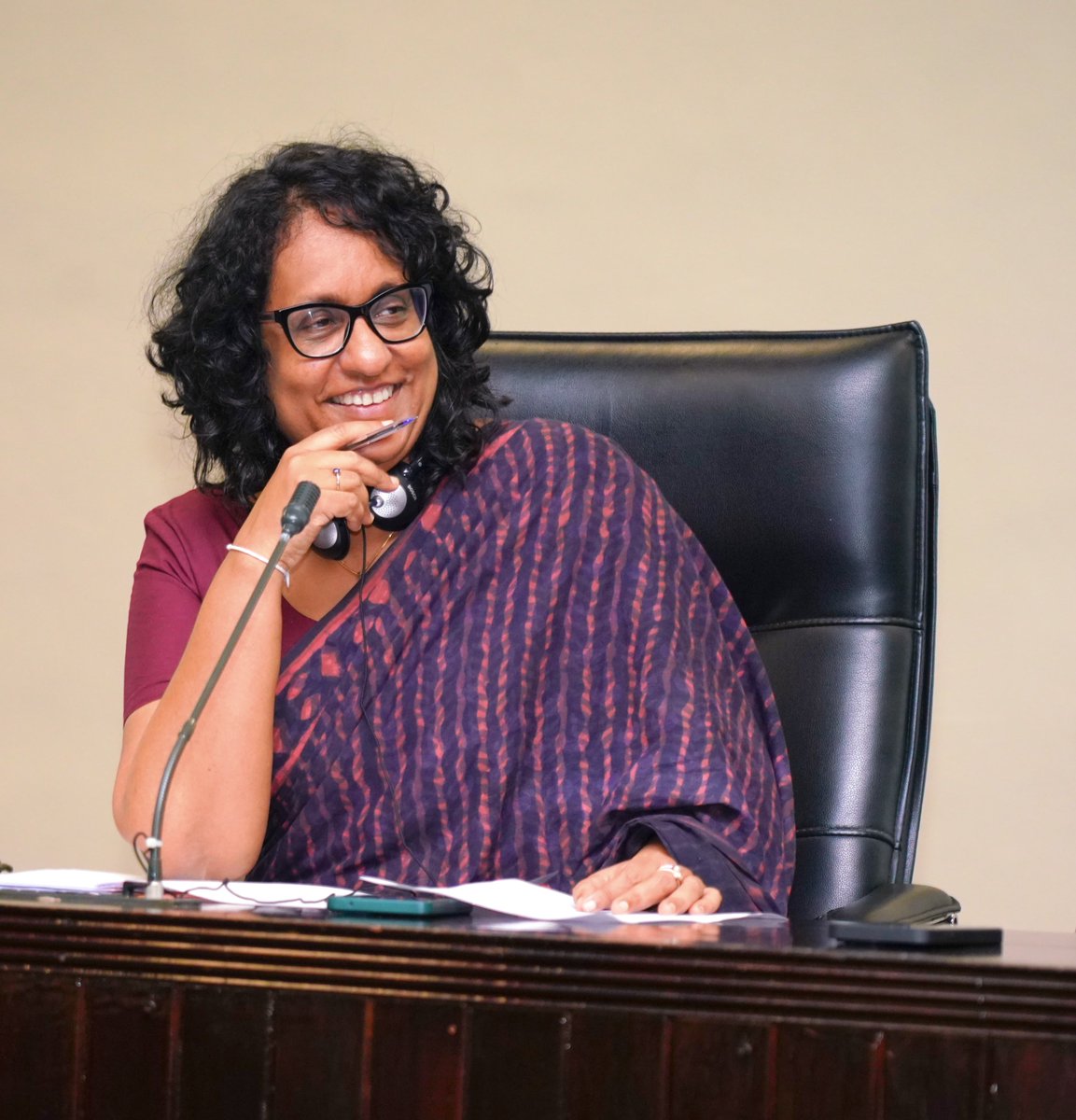 ThinakaranLK's tweet image. வட, கிழக்கு மக்களின் நிலங்களை கையகப்படுத்தும் எண்ணம் அரசாங்கத்திற்கு இல்லை

மேலதிக விபரம் &amp;gt;&amp;gt;&amp;gt; thinakaran.lk/?p=131045

#HariniAmarasuriya #PrimeMinisterHariniAmarasuriya #Lands #NorthernProvince #EasternProvince #Thinakaran #SriLanka #LKA #SL