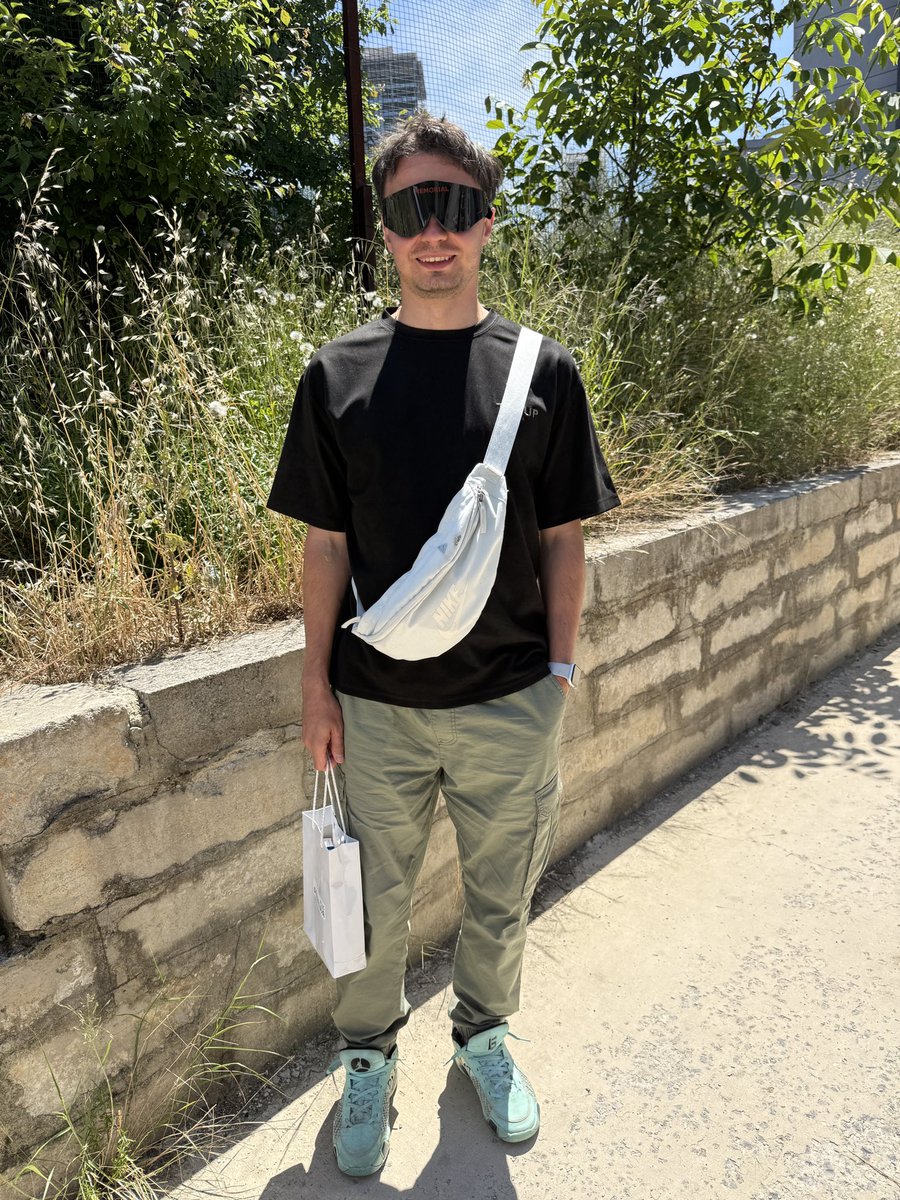 I flew to Istanbul and had laser vision correction. Now I'm glasses-free! Thank you, #TON.