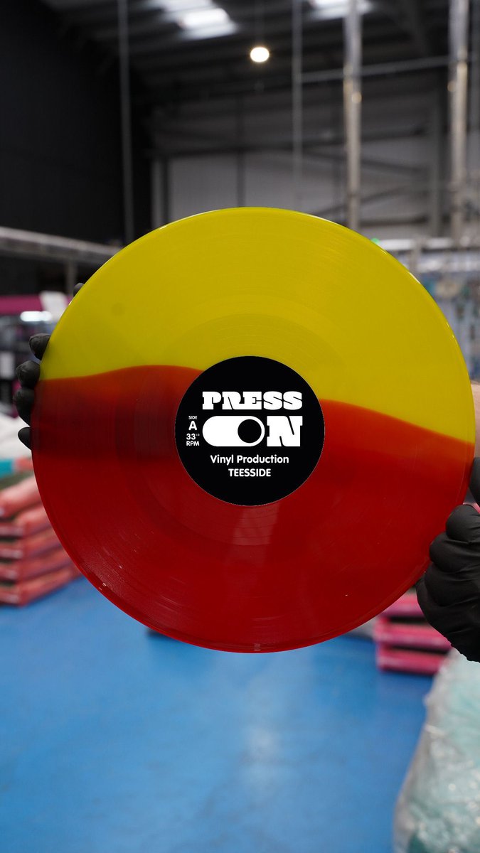 Colour split! 😍 

pressonvinyl.com

#VinylRecords #LimitedEdition #Pressonvinyl