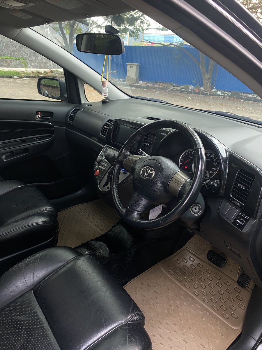 Bismillah yuk untuk dipinang
Toyota wish 1.8 AT 2003 Cbu jepang
Odo 65 ribu
Ac dingin
Mesin aman
Harga wa yuk 081290888648