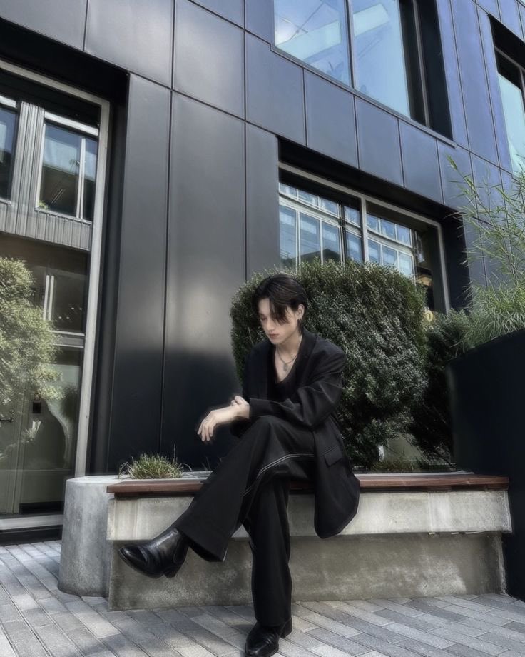 🐈‍⬛🐈‍⬛🖤🖤