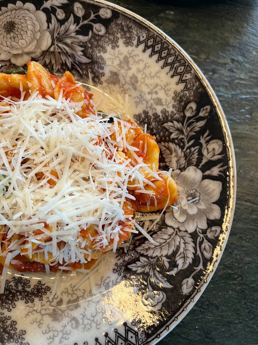Jay Rayner (@jayrayner1) on Twitter photo For our <a href="/ftweekend/">FT Weekend</a> pasta special I’ve also investigated how fancy pasta can and should get. I made @Mpwgroup’s tagliatelle of oysters and caviar, ate spendy macaroni at <a href="/pavyllon_london/">Pavyllon London</a> and lovely orecchiette made by <a href="/JacobKenedy/">Jacob kenedy</a> .
on.ft.com/43p0eqc For our <a href="/ftweekend/">FT Weekend</a> pasta special I’ve also investigated how fancy pasta can and should get. I made @Mpwgroup’s tagliatelle of oysters and caviar, ate spendy macaroni at <a href="/pavyllon_london/">Pavyllon London</a> and lovely orecchiette made by <a href="/JacobKenedy/">Jacob kenedy</a> .
on.ft.com/43p0eqc