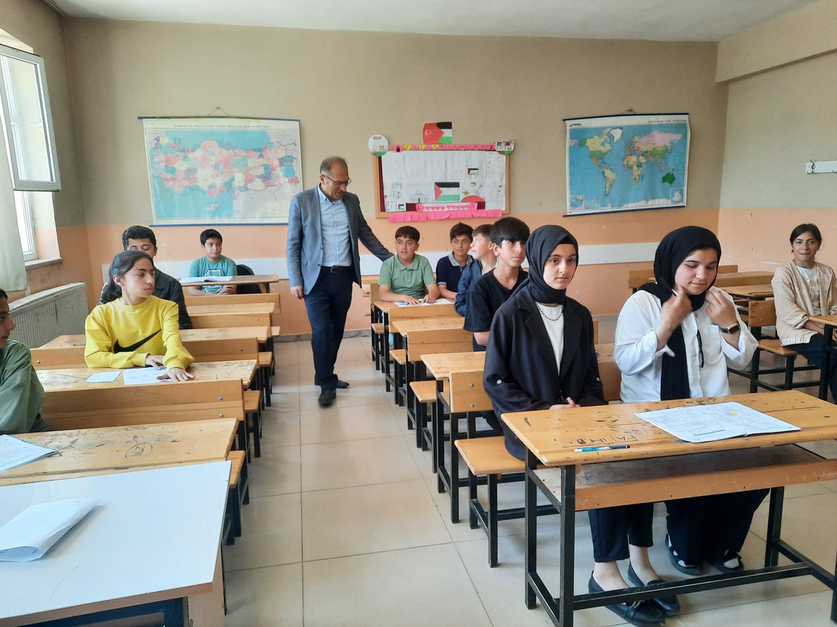 HİZANMEM (@hizanmem) on Twitter photo 📍İl Milli Eğitim Müdürümüz Sayın Vedat KAYA Bahçelievler İmam Hatip Ortaokulu bünyesinde açılan Destekleme ve Yetiştirme Kursunu ziyaret etti.
<a href="/kayavedat7580/">Vedat Kaya</a>
<a href="/Yusuf__Tekin/">Yusuf Tekin</a>
<a href="/Bitlis_Mem/">Bitlis İl Milli Eğitim Müdürlüğü</a>
<a href="/tarhan_cemil13/">Mehmet cemil Tarhan</a> 📍İl Milli Eğitim Müdürümüz Sayın Vedat KAYA Bahçelievler İmam Hatip Ortaokulu bünyesinde açılan Destekleme ve Yetiştirme Kursunu ziyaret etti.
<a href="/kayavedat7580/">Vedat Kaya</a>
<a href="/Yusuf__Tekin/">Yusuf Tekin</a>
<a href="/Bitlis_Mem/">Bitlis İl Milli Eğitim Müdürlüğü</a>
<a href="/tarhan_cemil13/">Mehmet cemil Tarhan</a>