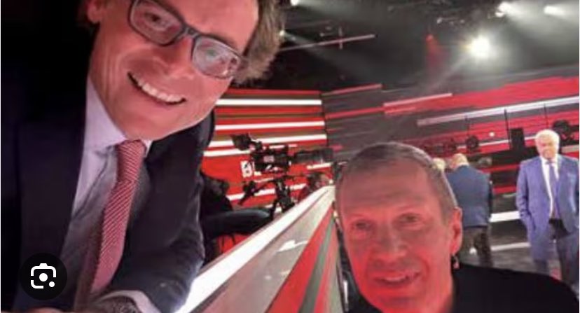 Feine Freunde kannst du haben... nichts als asozialer Dreck und Abschaum! #fckptn #FreeTaurus  <a href="/KoeppelRoger/">Roger Köppel</a>