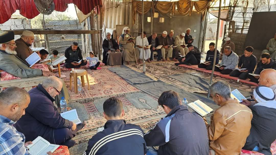 Gazze’de Bombardıman ve açlığın ortasında Kur’an halkaları