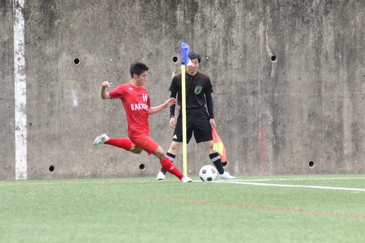 minako375828's tweet photo. インターハイ京都府予選
2025/05/11
3回戦× 2-0 勝(ベスト16)
2025/05/18
4回戦× 1-4 負
目標だったベスト8には届かなかったけど
熱い試合とたくさんの応援は
感動だった✨ありがとう

明日は「京都府総合体育大会」
思いっきり楽しんで！！

#高校サッカー
#洛東高校サッカー部 https://t.co/LG8BWcrOTV