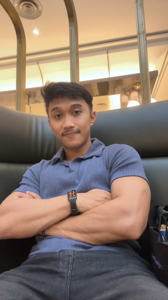 Happy satnite, pd kemana nih?