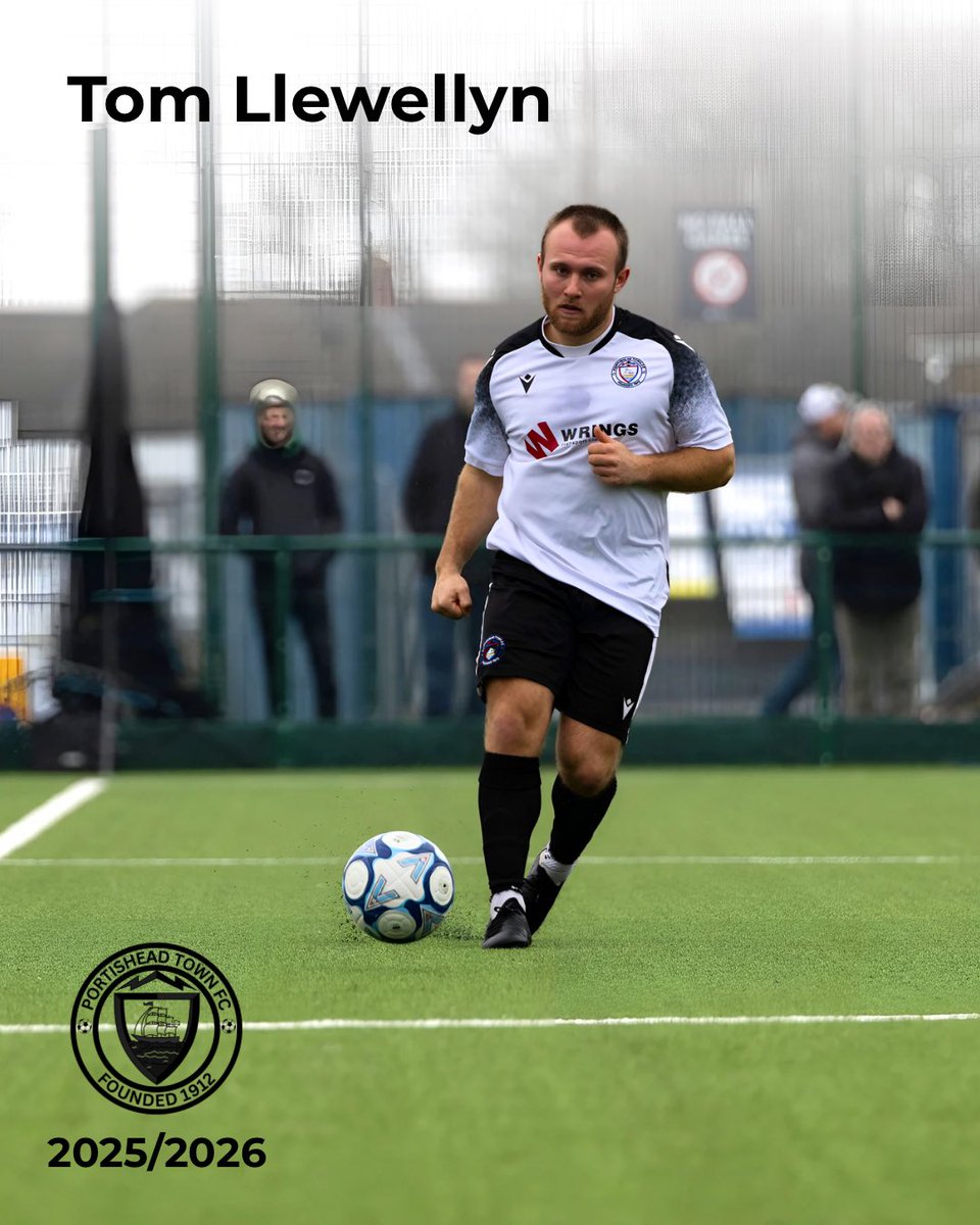 PortisheadTown's tweet photo. 🤝 | 𝗟𝗼𝗰𝗸𝗲𝗱 𝗜𝗻 

You’ve had some new arrivals, now let’s have a look at some of your favourites who are on board for next season 😍

We’re thrilled to announce that @TobyLawrence02 , @TomLlewellyn24 &amp; @davidthorne__ have committed to posset for 25/26.

#uptheposset 🤍🖤 https://t.co/WoDtOoVpOL