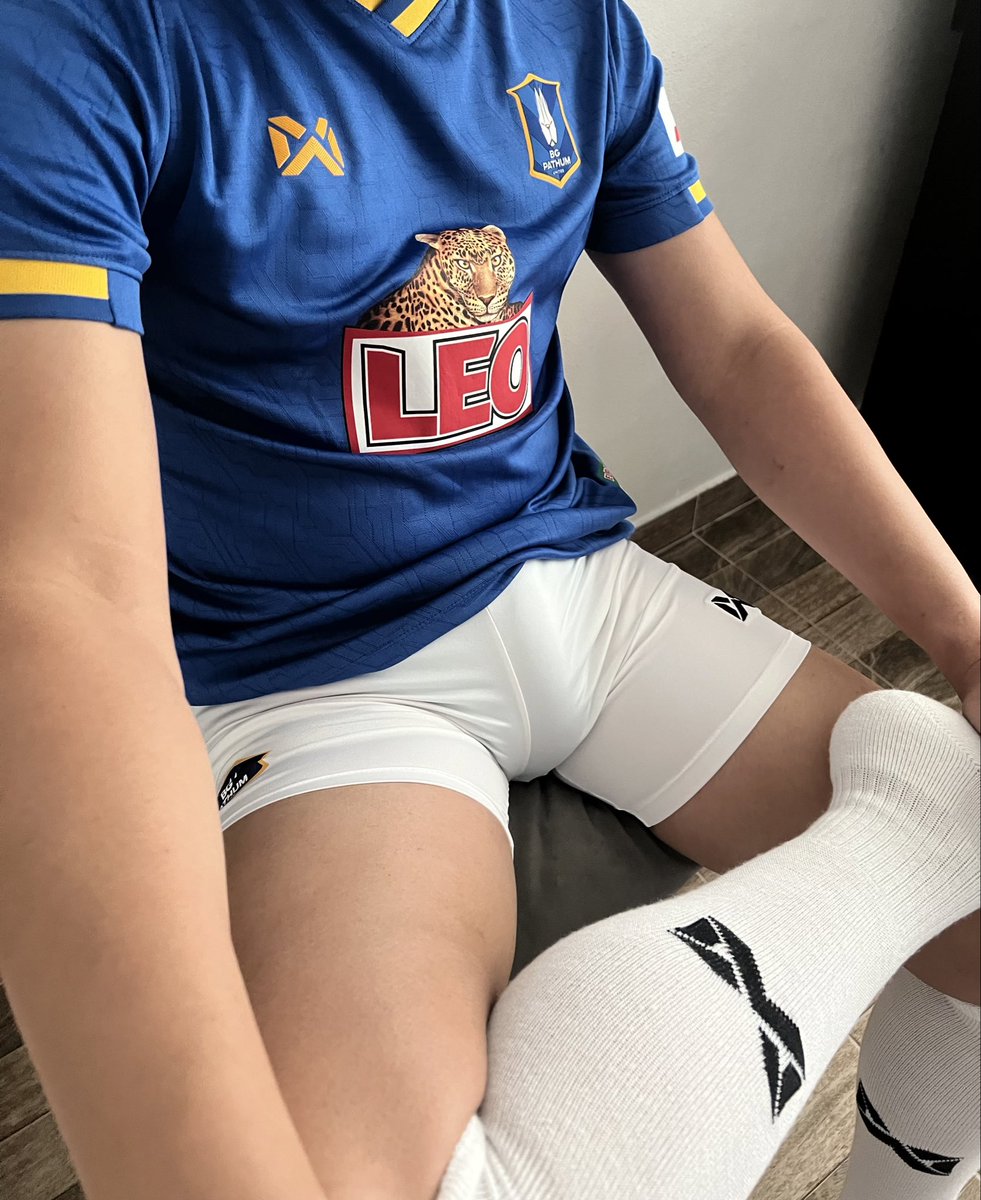 กลับจากเตะบอลต้องทำไงวะ ใครว่าวโฟนกันว่ะ