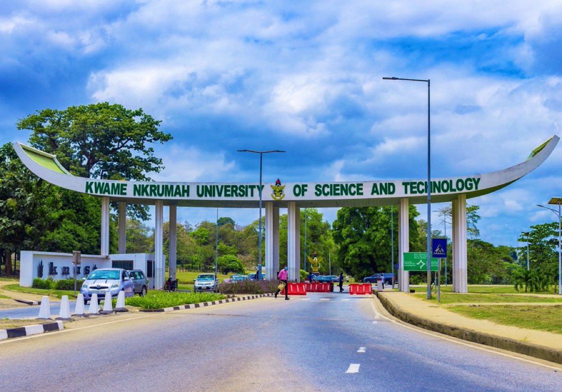 knustFabrizio's tweet image. SECOND SEMESTER IS HERE! Tired of the same old routine at home? Ready to level up your education? Whatever your reason, let's make this semester count! #BackToSchool #SecondSemester