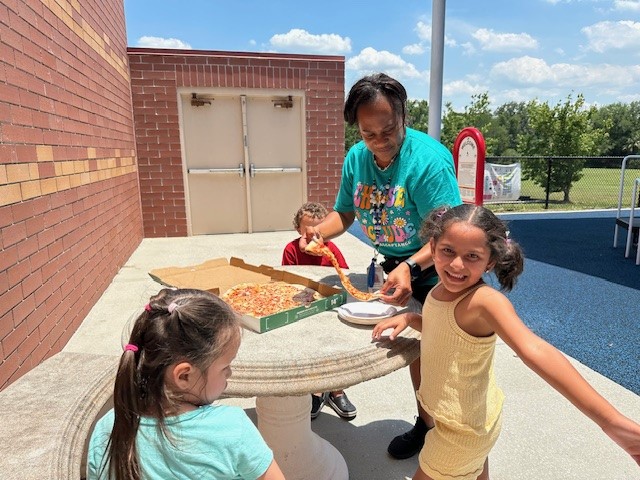 Huge congratulations East Lake Eagles! 🎉 They had the highest percentage participation in the Let's Read, OCPS!  challenge for School Board District 1 &amp; won a well-deserved pizza party! So proud of their dedication to reading! 🍕📚 #LetsReadOCPS <a href="/OCPSnews/">ocpsnews</a> <a href="/ucfalum/">Angie Gallo</a> <a href="/EBounds1/">Elizabeth Bounds</a>