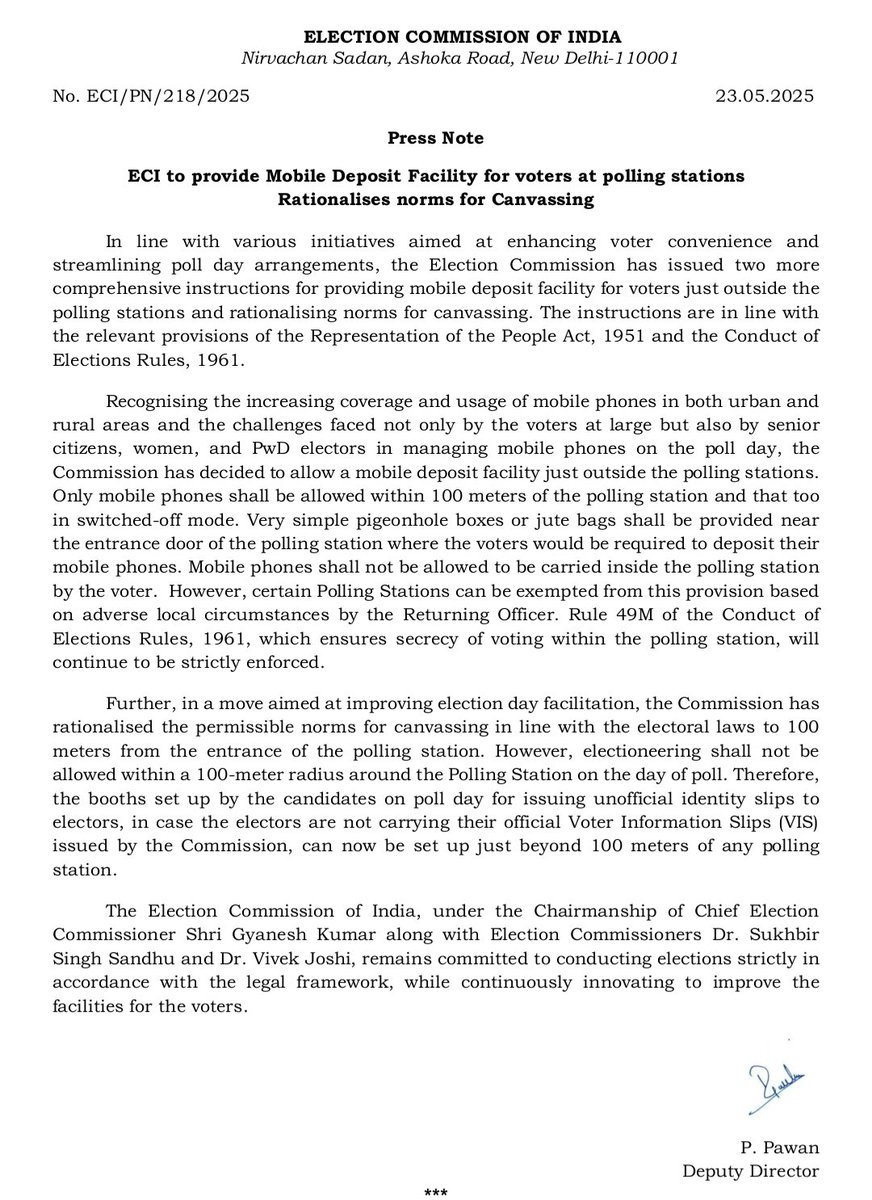 Chief Electoral Officer, Karnataka (@ceo_karnataka) on Twitter photo โ๏ธ #ECI to provide ๐ ๐ผ๐ฏ๐ถ๐น๐ฒ ๐๐ฒ๐ฝ๐ผ๐๐ถ๐ ๐๐ฎ๐ฐ๐ถ๐น๐ถ๐๐ for voters at polling stations
โ๏ธ Rationalises norms for ๐๐ฎ๐ป๐๐ฎ๐๐๐ถ๐ป๐ด
<a href="/ECISVEEP/">Election Commission of India</a> โ๏ธ #ECI to provide ๐ ๐ผ๐ฏ๐ถ๐น๐ฒ ๐๐ฒ๐ฝ๐ผ๐๐ถ๐ ๐๐ฎ๐ฐ๐ถ๐น๐ถ๐๐ for voters at polling stations
โ๏ธ Rationalises norms for ๐๐ฎ๐ป๐๐ฎ๐๐๐ถ๐ป๐ด
<a href="/ECISVEEP/">Election Commission of India</a>