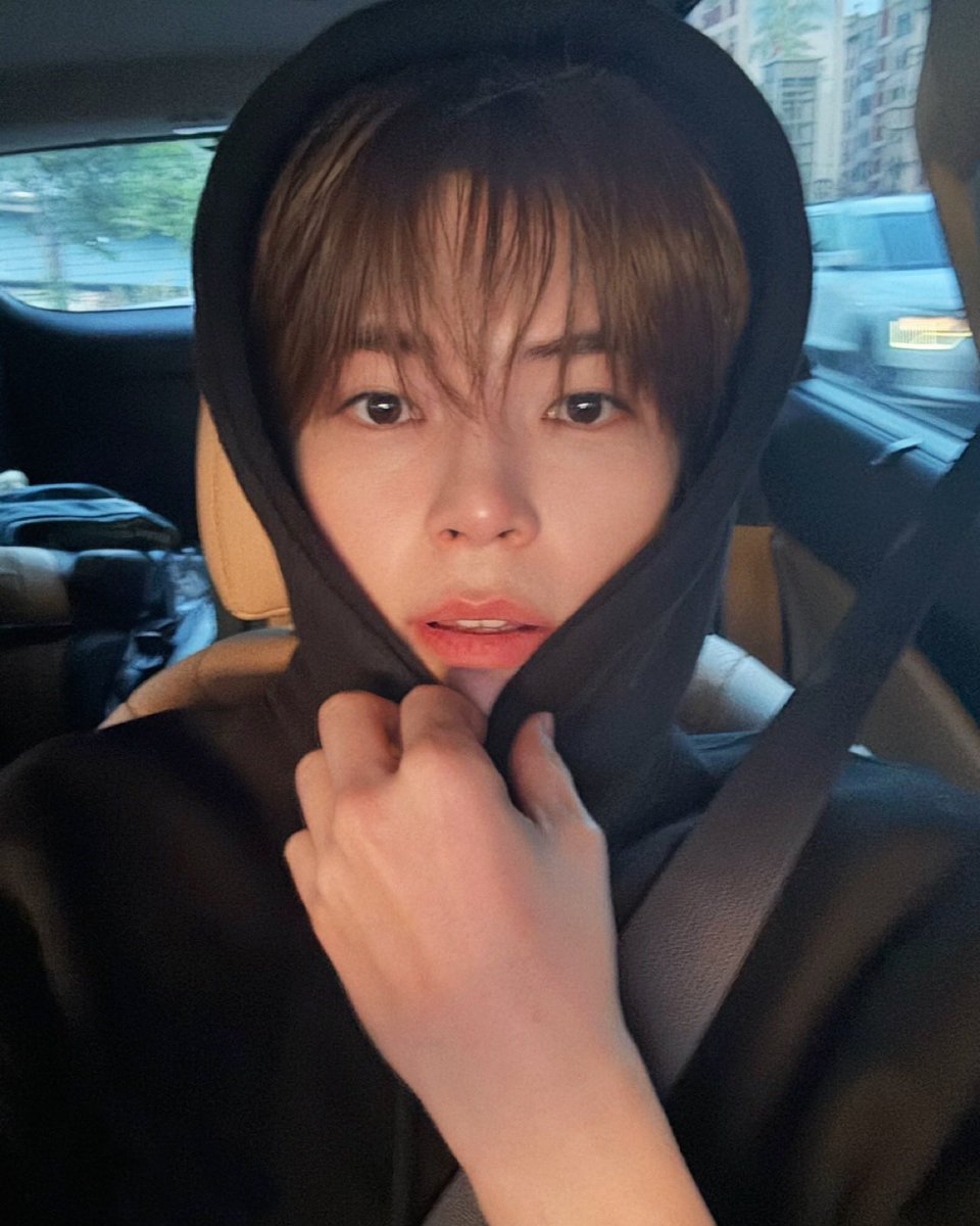 arc_SHB's tweet image. 250524 제베원 인스타 게시물 #성한빈