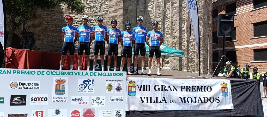 ElPeloton's tweet photo. #CtoCyLMojados los gallegos del @CCVigues https://t.co/bCIF10Kjsy