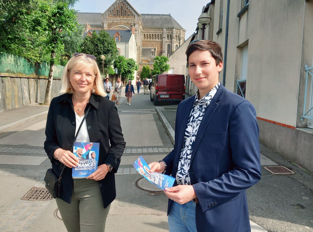 GauthierBouchet's tweet image. Ce matin au marché de Blain. Rassemblement national, premier parti de France !
#RN #PaysDeLaLoire #PdL