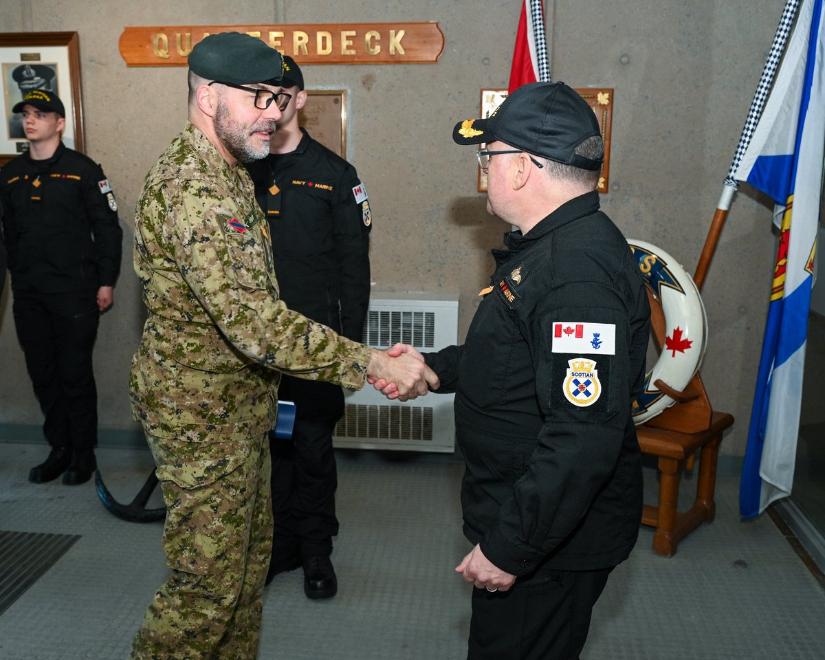 LGen Michael Wright, CCA/CAC (@army_comd_armee) on Twitter photo Merci <a href="/Canada_Company/">Canada Company</a> de m’avoir invité à la série de conférences des #FAC! C’est avec fierté que je partage la façon dont nous bâtissons l’Armée dont le Canada a besoin, à laquelle nos alliés font confiance et que nos adversaires respectent. #FortsFiersPrêts Merci <a href="/Canada_Company/">Canada Company</a> de m’avoir invité à la série de conférences des #FAC! C’est avec fierté que je partage la façon dont nous bâtissons l’Armée dont le Canada a besoin, à laquelle nos alliés font confiance et que nos adversaires respectent. #FortsFiersPrêts
