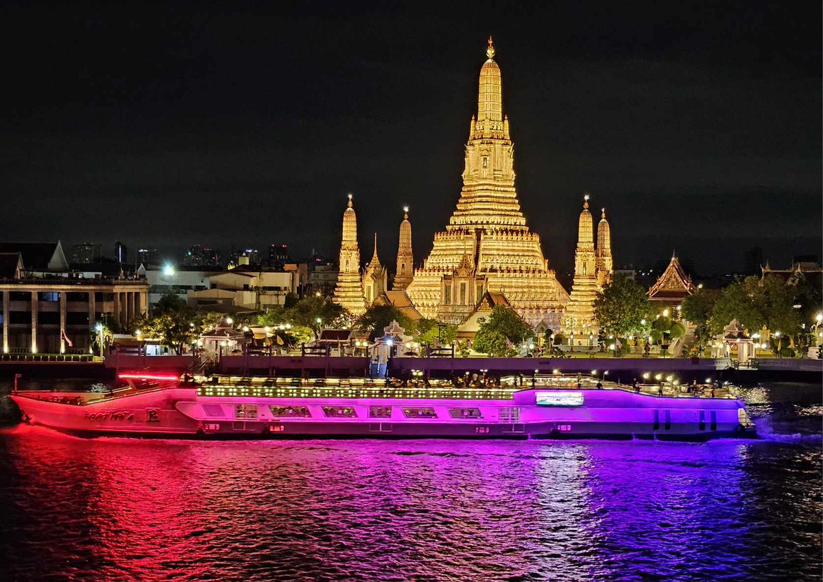 I'm still here. Just enjoying the irl the past many weeks. Family on top.