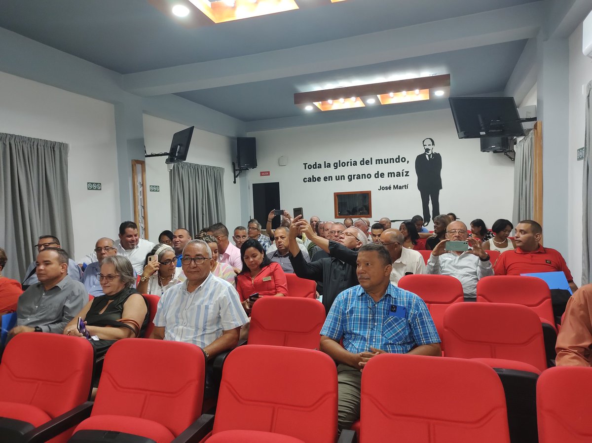 En el día de hoy se desarrolla el Balance Anual de <a href="/Azumat_Azcuba/">Empresa Logística AZUMAT</a> se analizan los resultados y  proyecciones  #AzumatVaPorMás