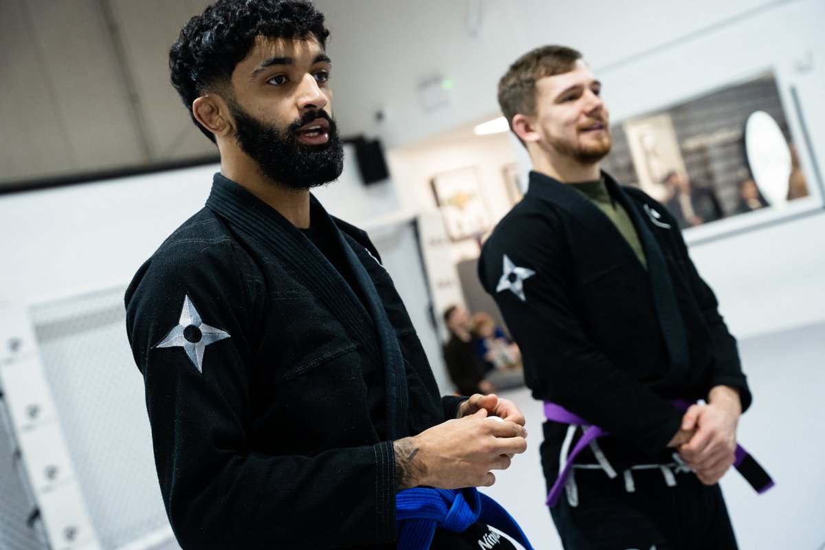 NinjaSchNorth's tweet photo. Clear instruction, proper attention🥋

Free trial on now – swing by and have a look

#ninjaschoolnorth #kidstraining #kidsmartialarts #kidsfitness #ninjakids #activekids #juniormartialartists #selfdefenseforkids #kidskickboxing #kidsfitness #mmakids #bjjforkids #youthmartialarts https://t.co/BX4gs7rJMp