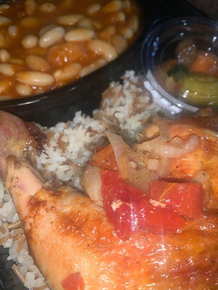 مستمرين في حجوزات وجبات الخير ليوم عرفه
ما نقص مال من صدقه  
كل سنه وحضراتكم طيبين و بخير 
للإستفسارات و الحجوزات واتس 📱 01272307968