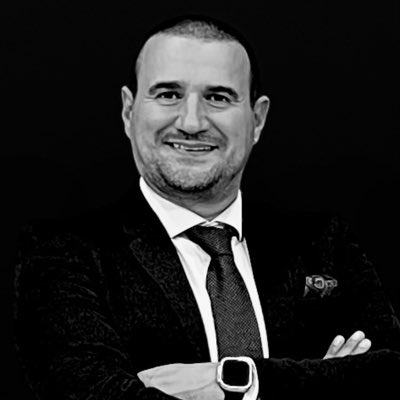 serkanuzn's tweet photo. #YeniProfilResmi https://t.co/rswfagZW3O