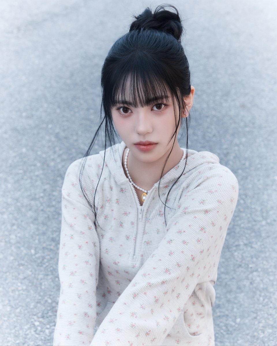 Concept Photo (A ver.) izna Single Album 'BEEP' 2025.06.09 6PM