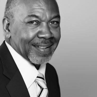 🚨Anderson M. Tshilumba : 

« Fatshi avait mille occasions de nous faire oublier Kabila, mais le changement promis “le peuple d’abord” est un échec. Kabila n’est pas un modèle, mais il ose parler parce que vous êtes médiocre: la situation sécuritaire, le coût de la vie et l’état