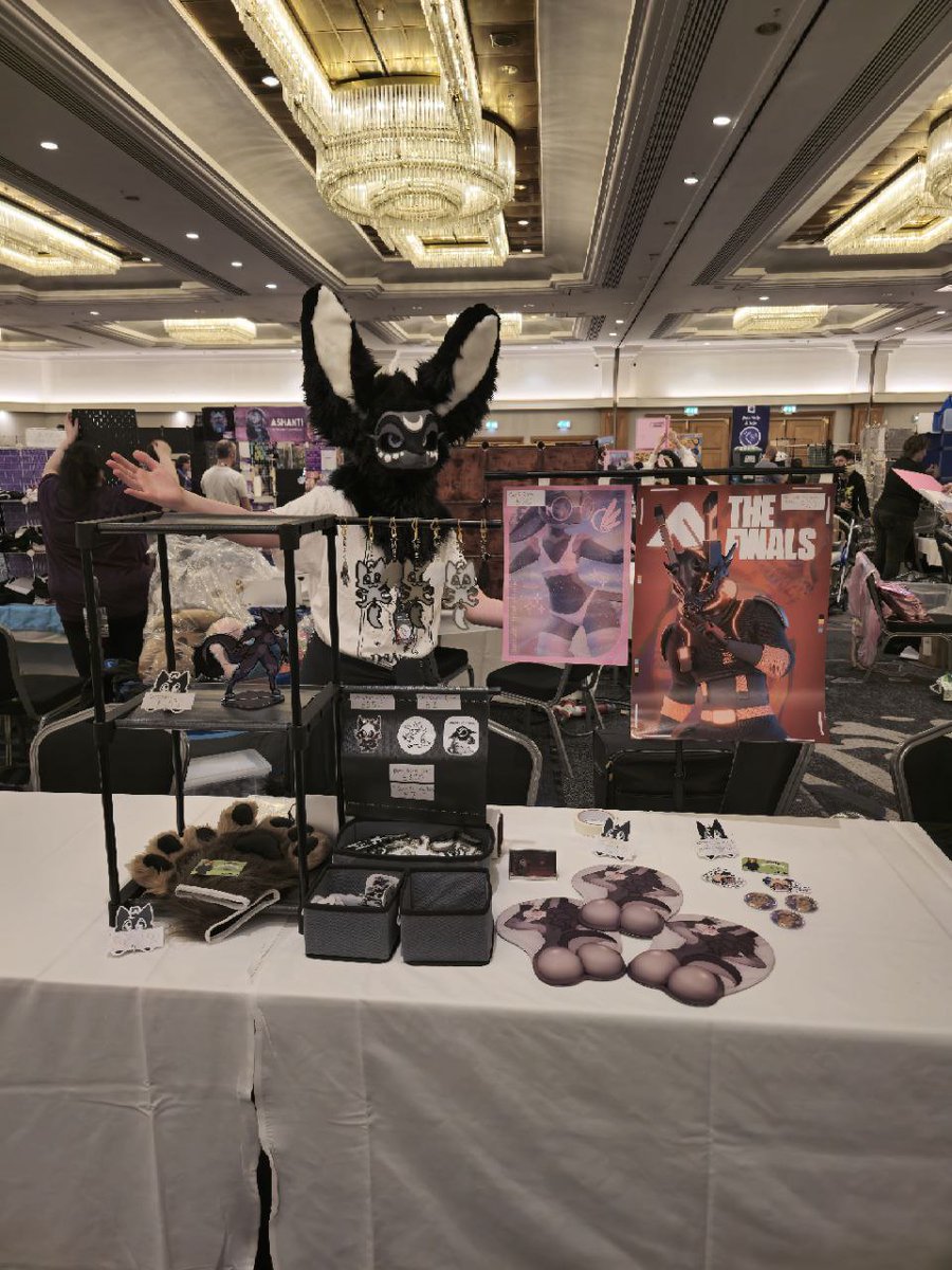 ItsFloofy 🔜 NFC tweet media